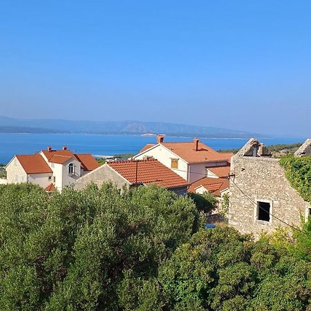 Apartman Bernardica Bol Bagian luar foto