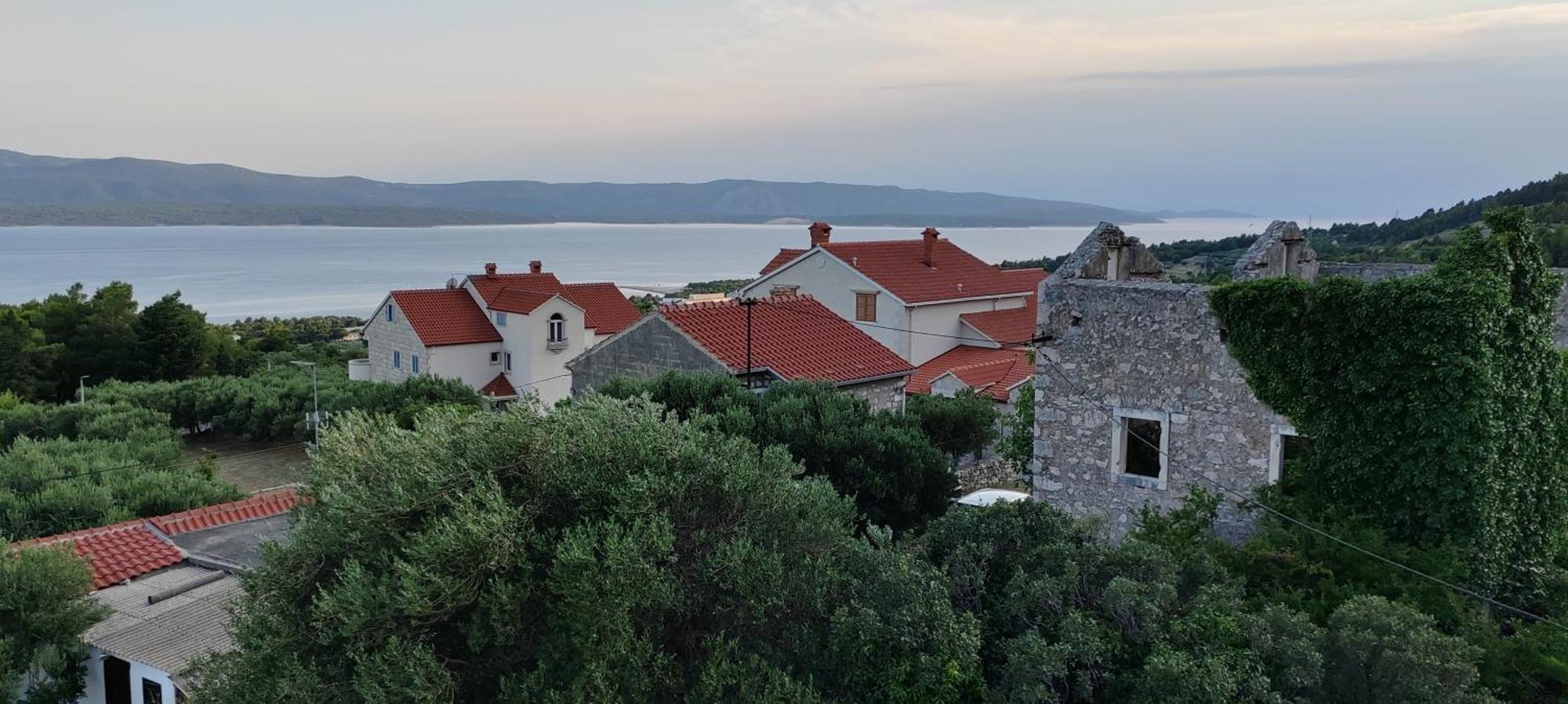 Apartman Bernardica Bol Bagian luar foto